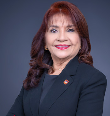 LICDA. OLGA DOMÍNGUEZ